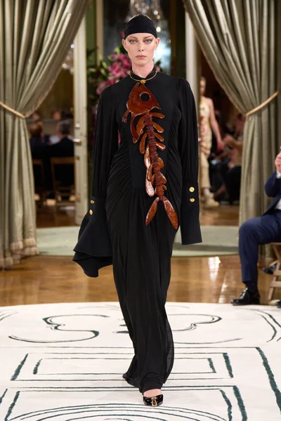 Look 33